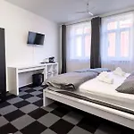 Hotel Central Hotel 3*