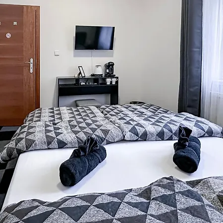 Hotel Central Hotell 3*