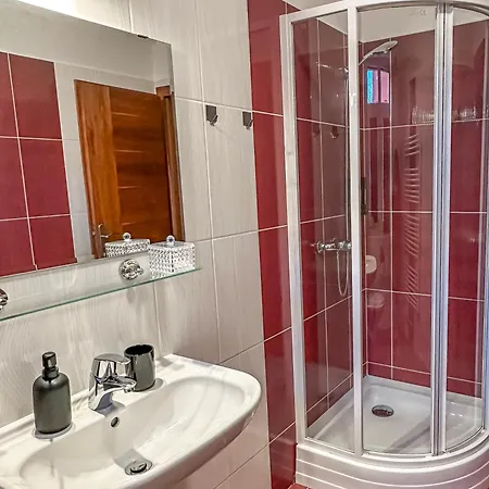 Hotel Central Hotell 3*